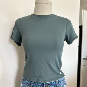 Mudra Fitted Tee Kelp Heather